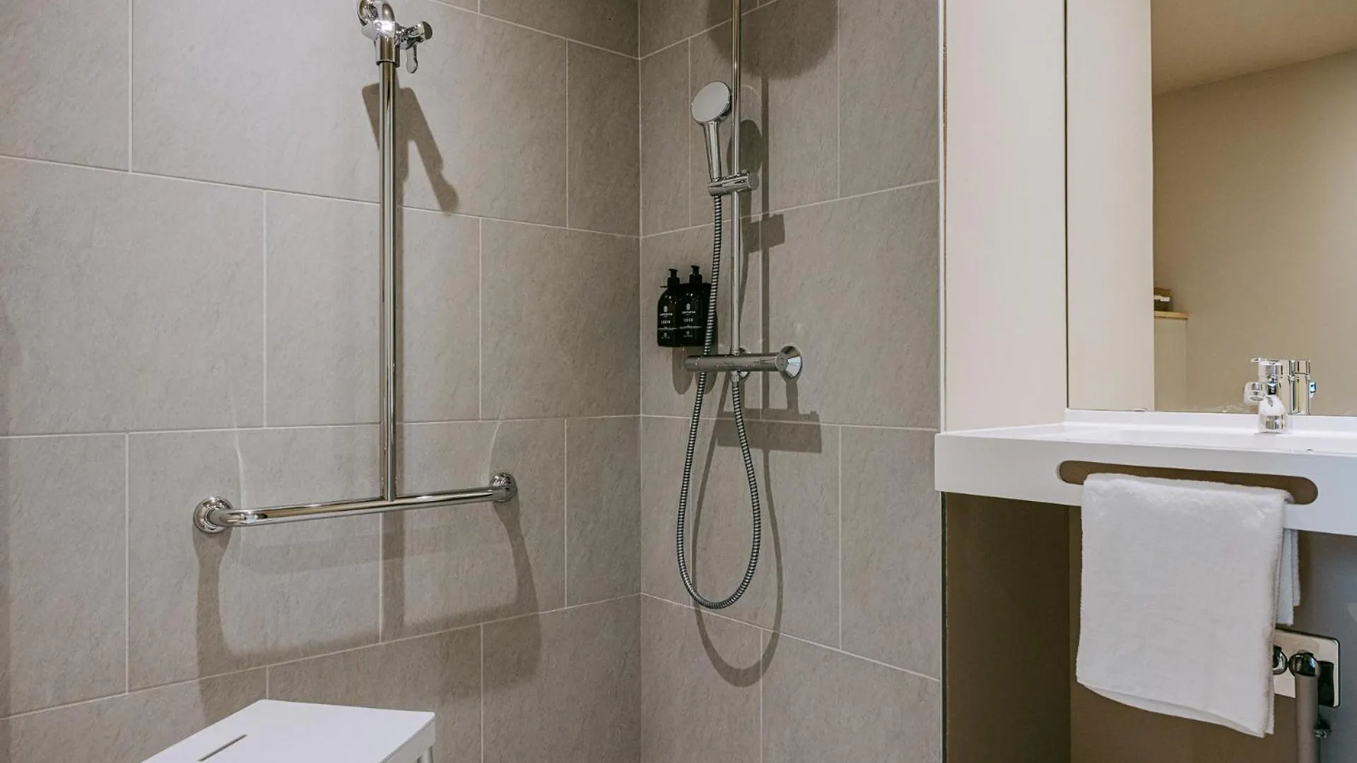 Hotel Sangha Toulouse Frankreich